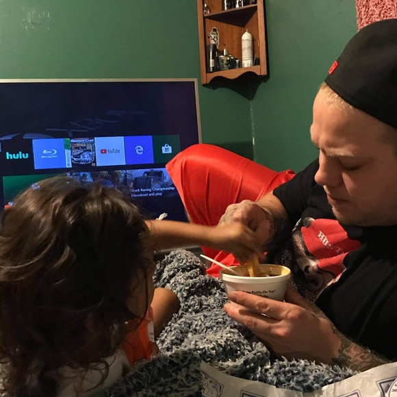 Meet your Posher, Sean - Picture 4 of 4